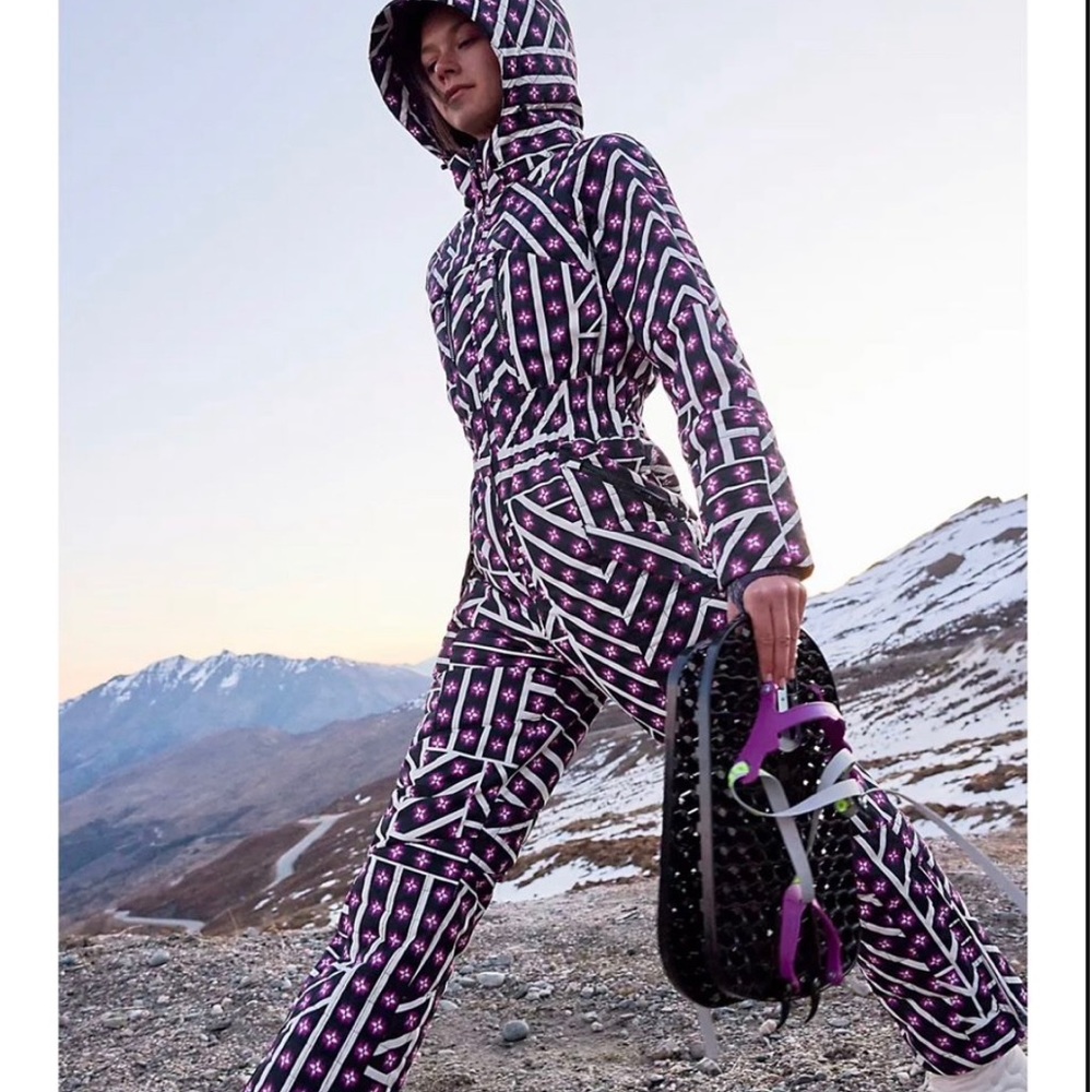 Gorgeous ski suit … NWT